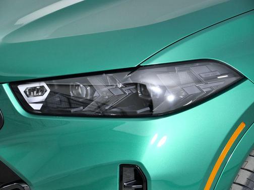 Green Metallic 2026 BMW X6 M60i
