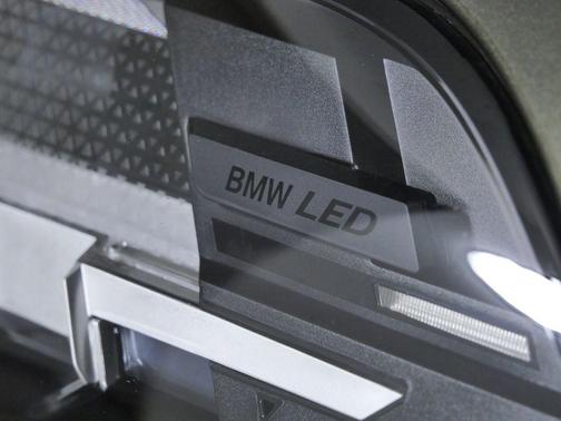 Manhattan Green Metallic 2024 BMW X5 PHEV xDrive50e