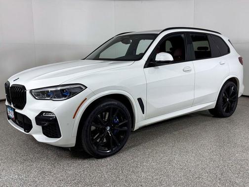 2020 BMW X5 M50i