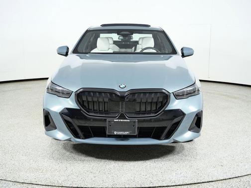 2025 BMW 530 xDrive