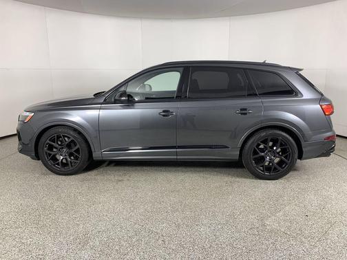 Daytona Gray Pearl Effect 2025 Audi SQ7 4.0T Prestige