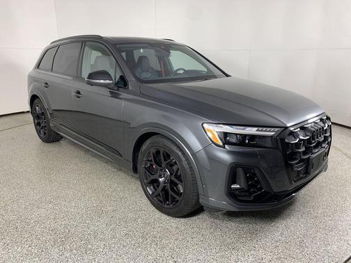 Daytona Gray Pearl Effect 2025 Audi SQ7 4.0T Prestige
