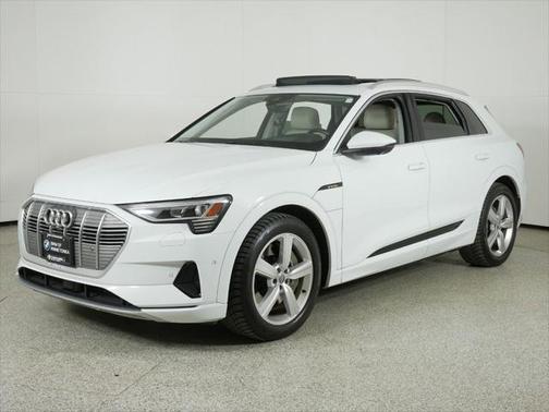 2019 Audi e-tron Premium Plus