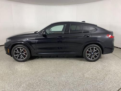 Black Sapphire Metallic 2023 BMW X4 M40i