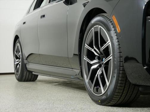 2023 BMW i7 xDrive60