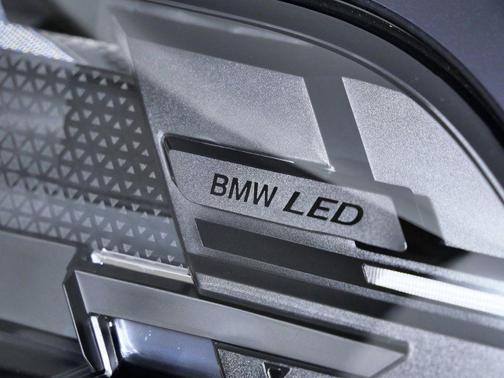Carbon Black Metallic 2026 BMW X5 M60i