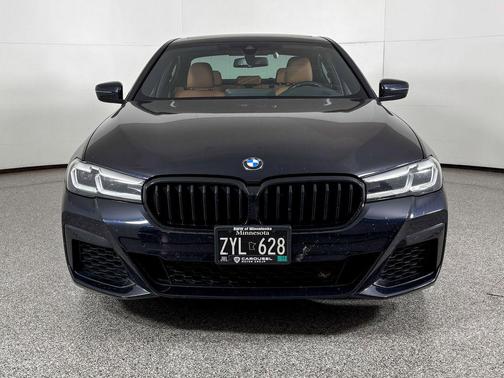 2023 BMW 540 i xDrive
