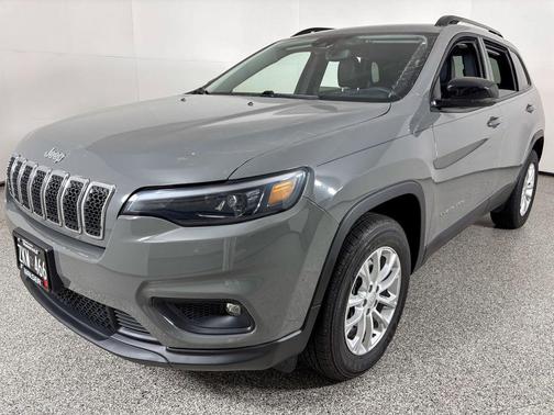 2022 Jeep Cherokee Latitude Lux