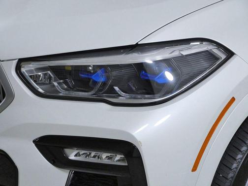 Mineral White Metallic 2020 BMW X6 xDrive40i