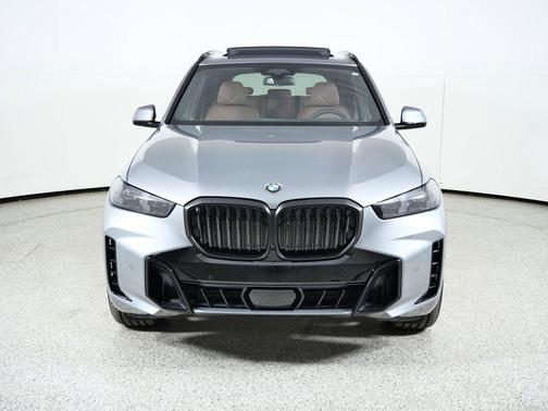 Gray Metallic 2026 BMW X5 xDrive40i