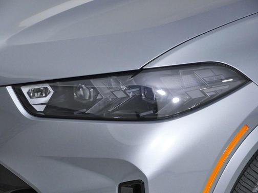 Skyscraper Grey Metallic 2025 BMW X5 M60i