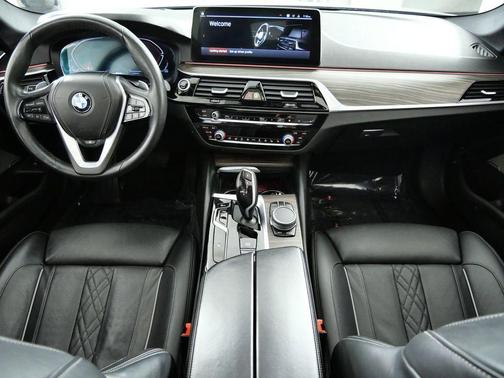 2022 BMW 540 i xDrive
