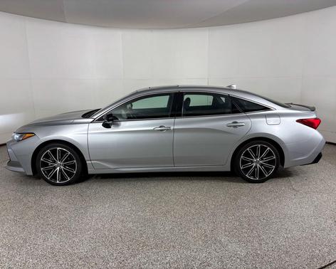 Celestial Silver Metallic 2022 Toyota Avalon Touring