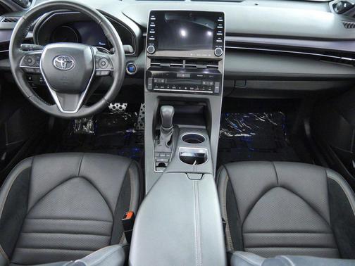 Celestial Silver Metallic 2022 Toyota Avalon Touring