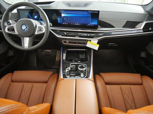 Dravit Grey Metallic 2026 BMW X5 PHEV xDrive50e