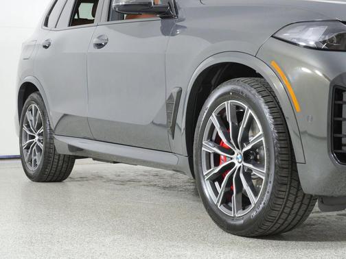 Dravit Grey Metallic 2026 BMW X5 PHEV xDrive50e
