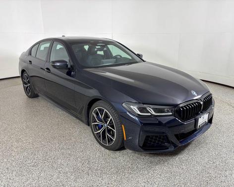 Carbon Black Metallic 2023 BMW 540 i xDrive