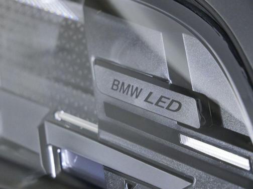 Black Sapphire Metallic 2026 BMW X5 M60i