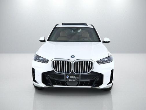 Mineral White Metallic 2026 BMW X5 PHEV xDrive50e