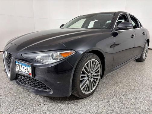 2017 Alfa Romeo Giulia Ti