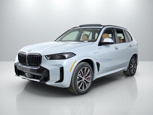 Brooklyn Grey Metallic 2026 BMW X5 PHEV xDrive50e