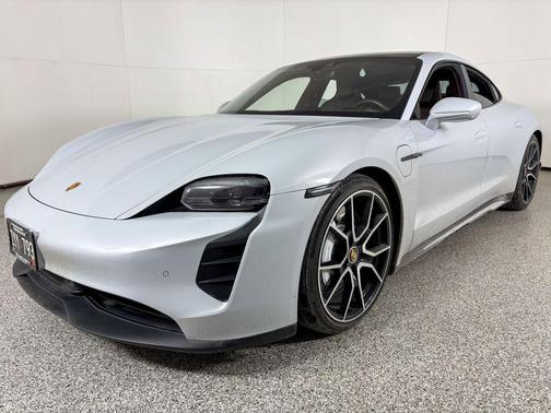 2024 Porsche Taycan 4S