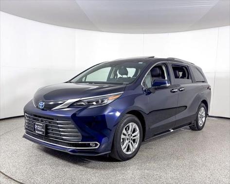 2024 Toyota Sienna Platinum 7 Passenger
