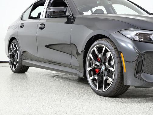 2025 BMW 330 xDrive