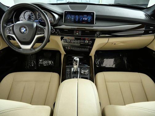 Black Sapphire Metallic 2017 BMW X5 xDrive35i