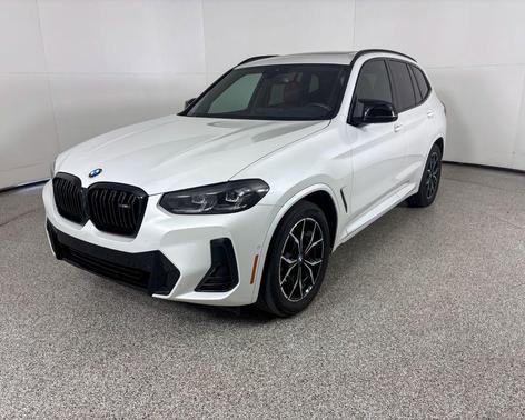 Mineral White Metallic 2023 BMW X3 M40i