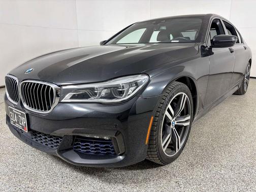 2016 BMW 750 i xDrive