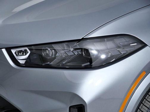 Gray Metallic 2026 BMW X5 xDrive40i