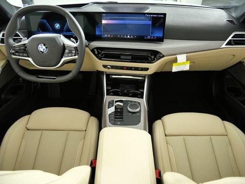 2026 BMW 330 xDrive NA