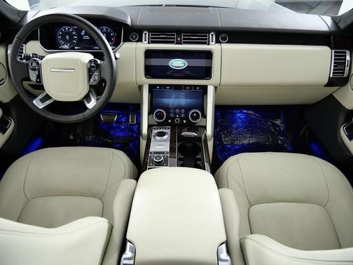 2022 Land Rover Range Rover P525 Westminster