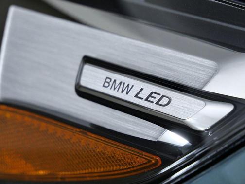 Cape York Green Metallic 2025 BMW X1 xDrive28i