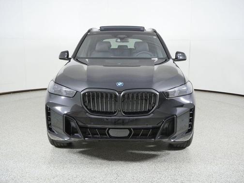 Black Sapphire Metallic 2026 BMW X5 PHEV xDrive50e