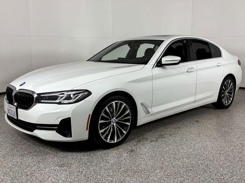 2021 BMW 530 530i