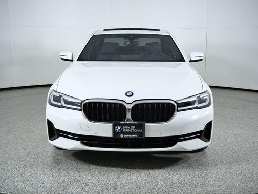 2021 BMW 530 530i