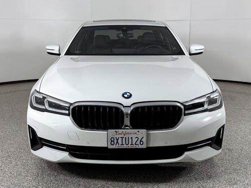 2021 BMW 530 530i