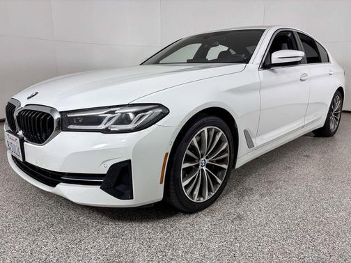 2021 BMW 530 530i