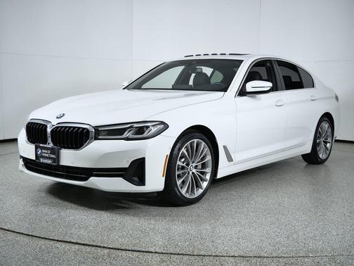 2021 BMW 530 530i