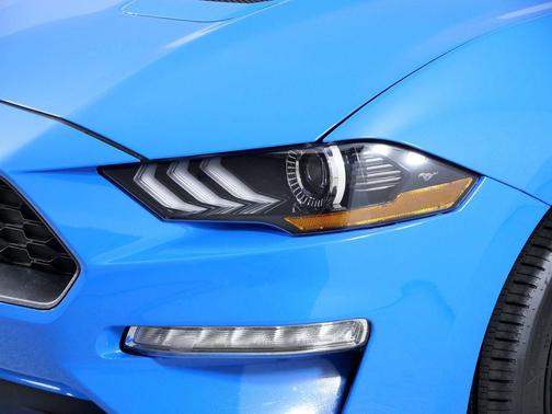 2022 Ford Mustang EcoBoost Premium