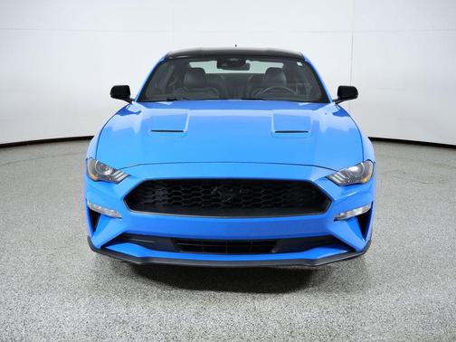 2022 Ford Mustang EcoBoost Premium