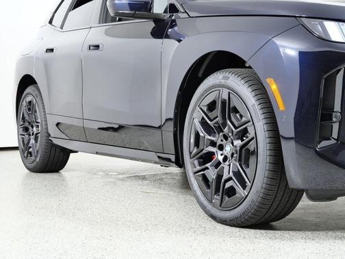 2026 BMW iX xDrive60