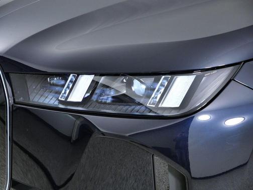 2026 BMW iX xDrive60