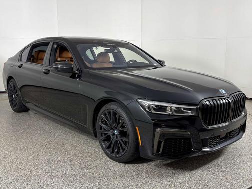 2022 BMW M760 xDrive