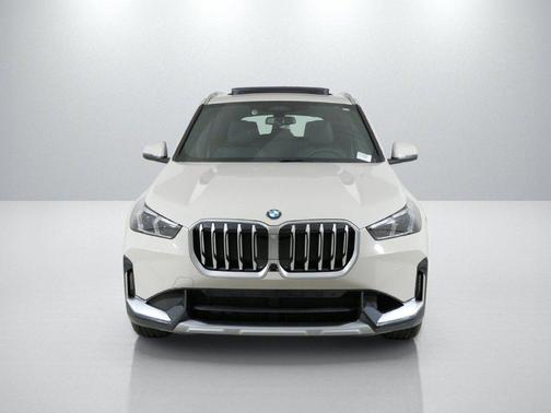 C7a 2027 BMW X1 xDrive28i