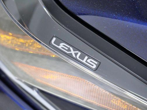 2019 Lexus ES 300h Ultra Luxury