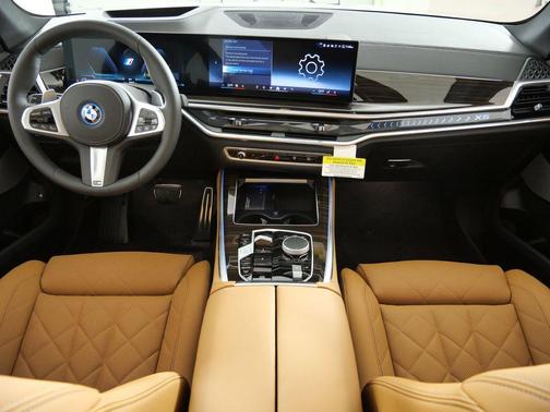 White Metallic 2026 BMW X5 PHEV xDrive50e