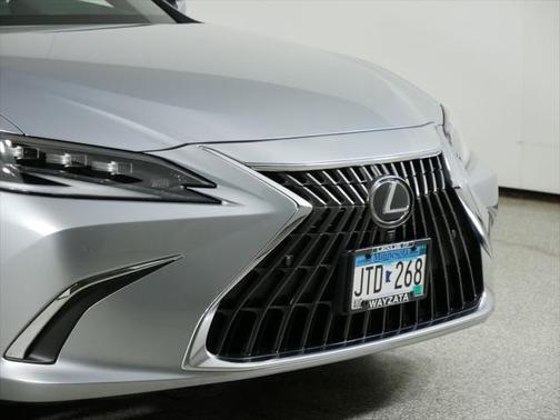 2022 Lexus ES 350 Ultra Luxury